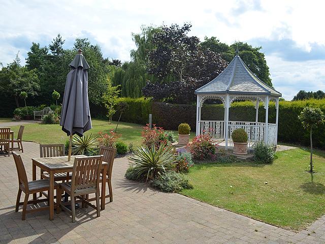 The View Bed and Breakfast Welwyn Garden City Buitenkant foto