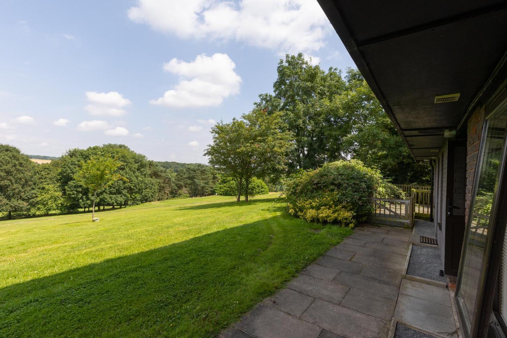The View Bed and Breakfast Welwyn Garden City Kamer foto